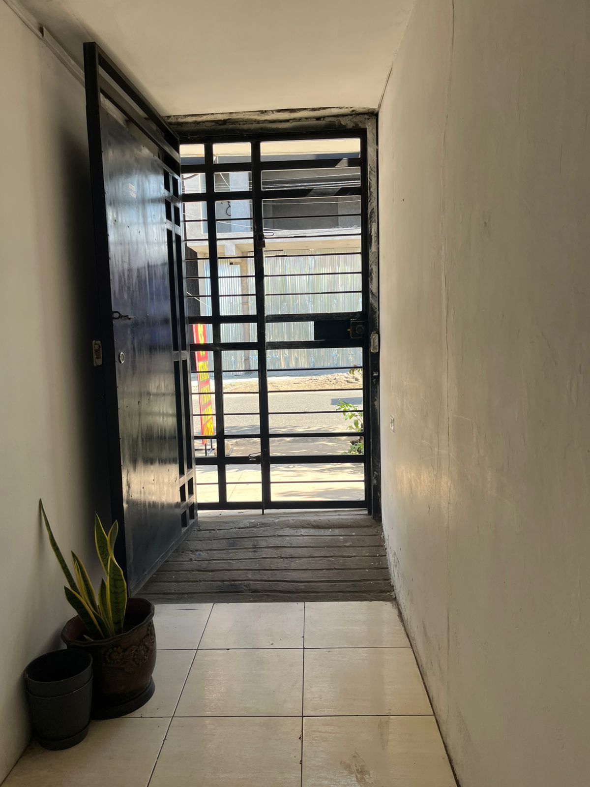 CASA VIVENDA / COMERCIAL