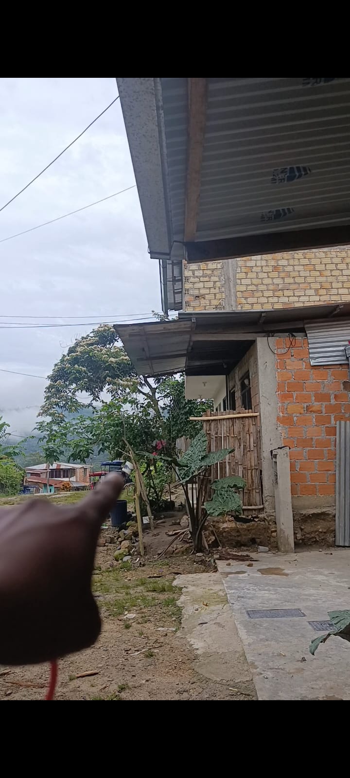 Lote a 1 cdr de la plaza de san Antonio en Morales- Tarapoto