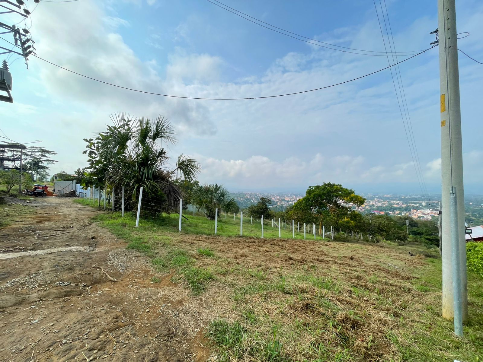 OPORTUNIDAD DE INVERSIÓN TURÍSTICA Y AIRBNB EN TARAPOTO 🌿✨